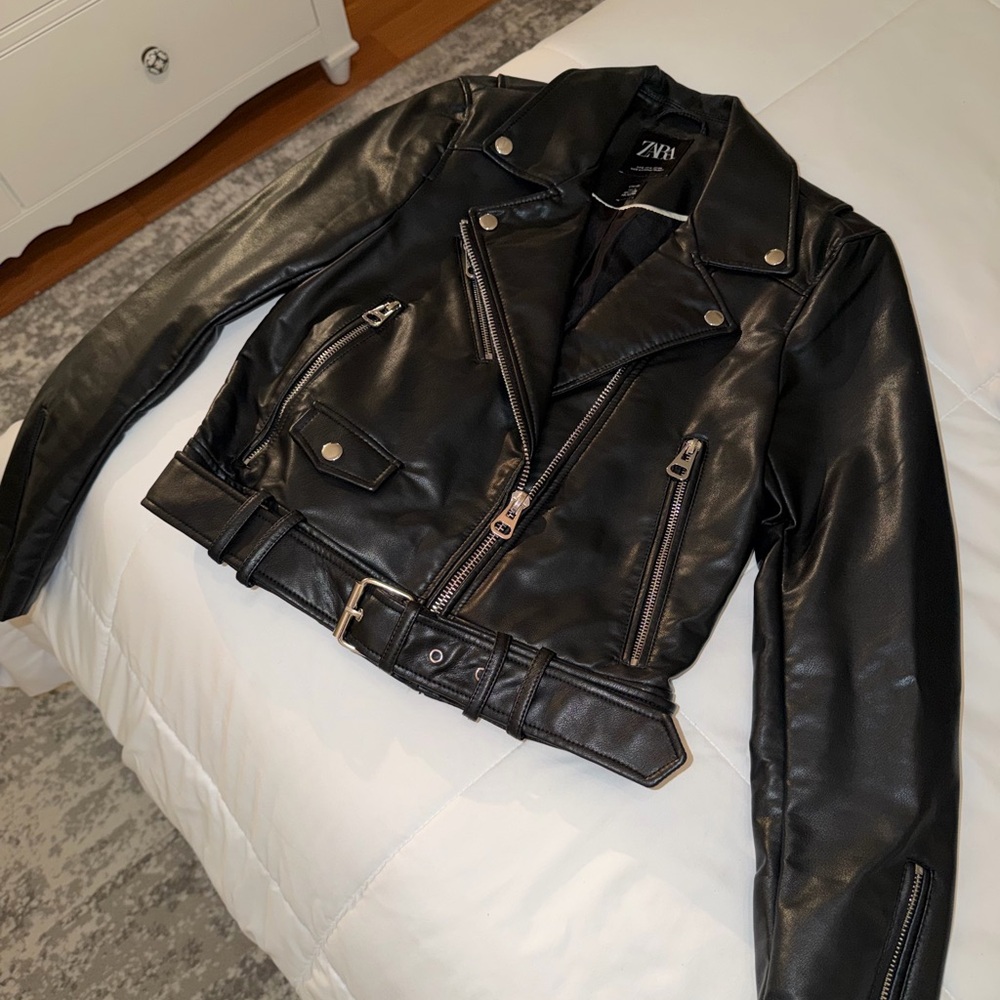 Zara Women's Black Leather Biker Jacket